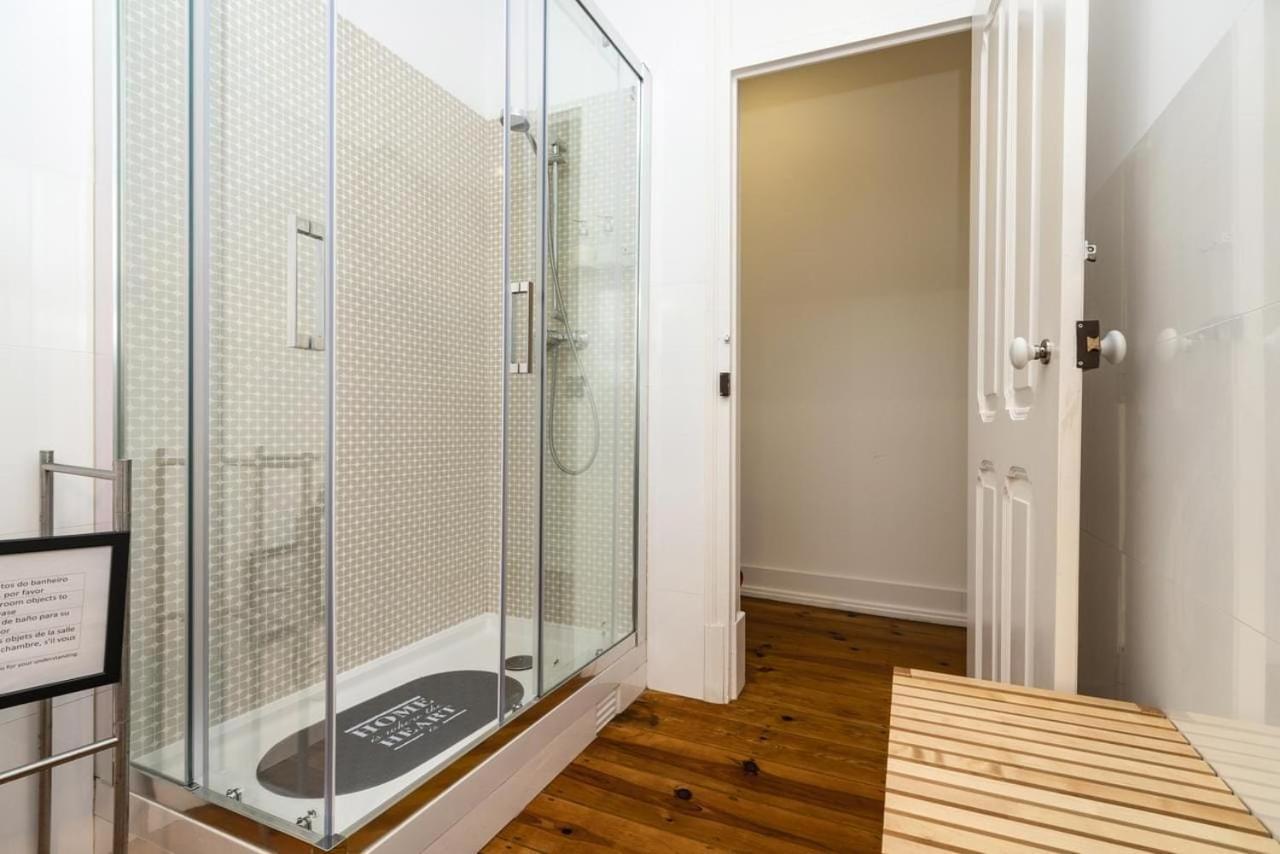 Groovy M2 R3 - Amazing Double Room With En-Suite Bathroom Lisbon Bagian luar foto
